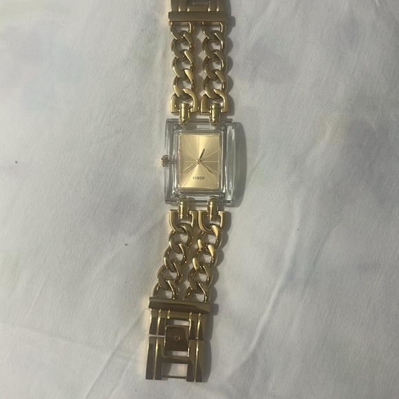 Guess two Chain watch - Picture 3 of 5